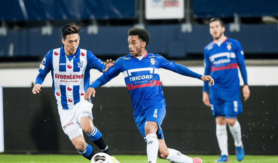 其他选手依 其他选手依