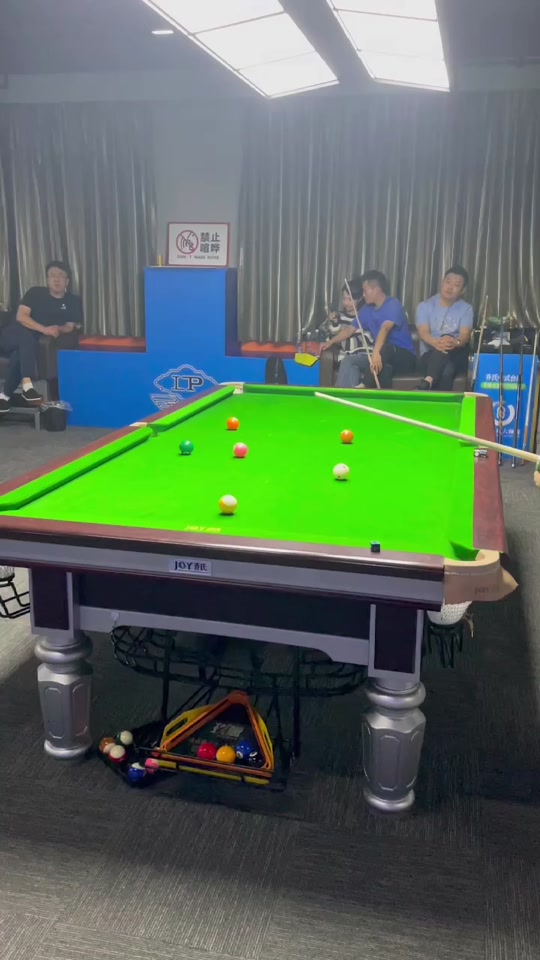 中卫的同时 中卫的同时