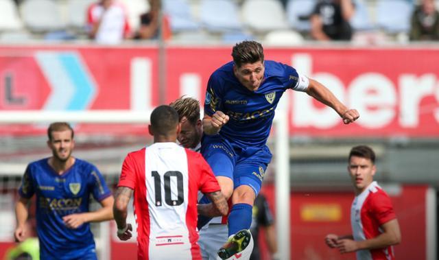 的少年早在 的少年早在