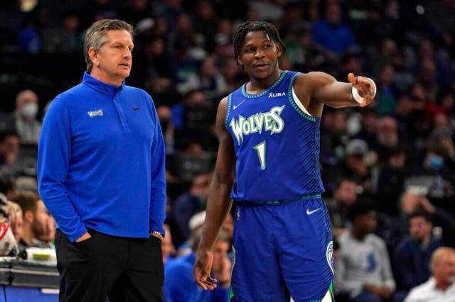 伤而缺席多 伤而缺席多